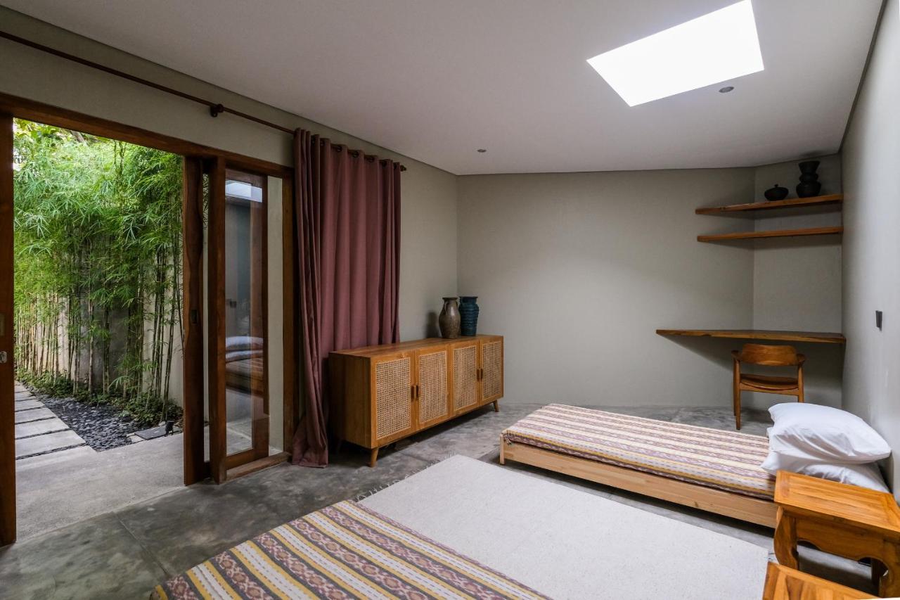 Villa Kikaa Bingin Улувату Экстерьер фото