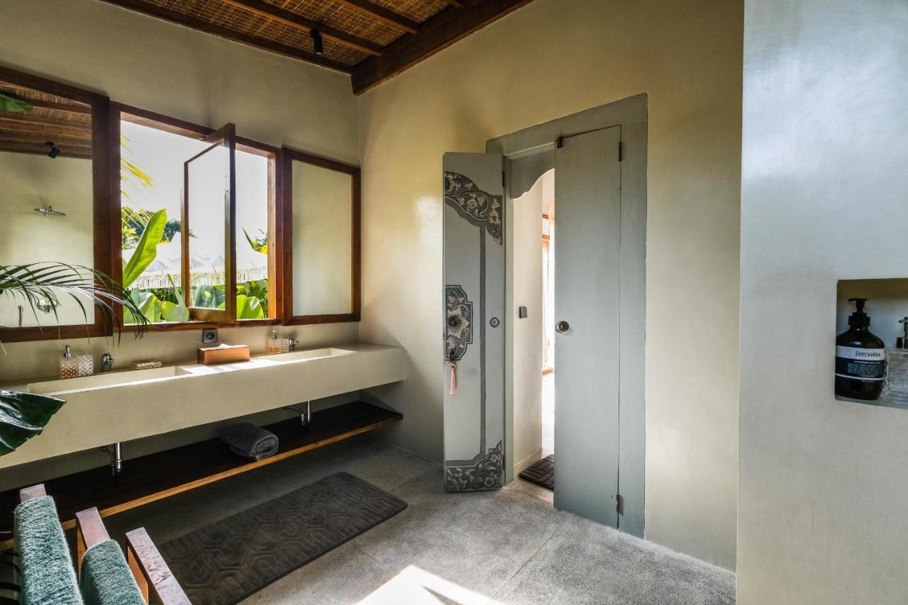 Villa Kikaa Bingin Улувату Экстерьер фото